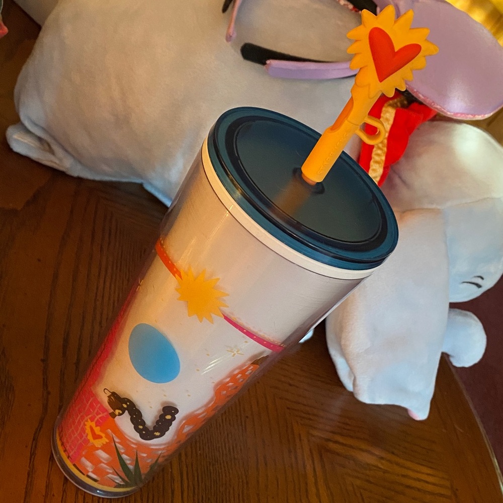 Starbucks Tumbler Artist Manuelall Guillena Collaboration 24 oz Cup EUC